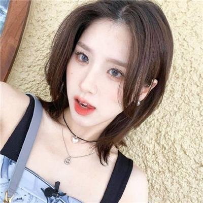 女学生和亨利先生